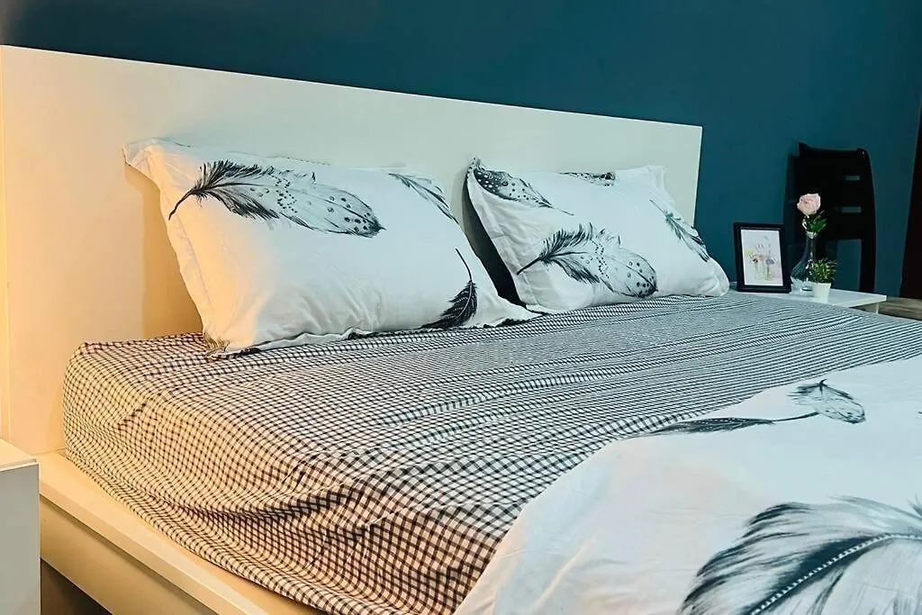 One Bedroom Apartment In Dubai Marina Near Blue Water 0*,
